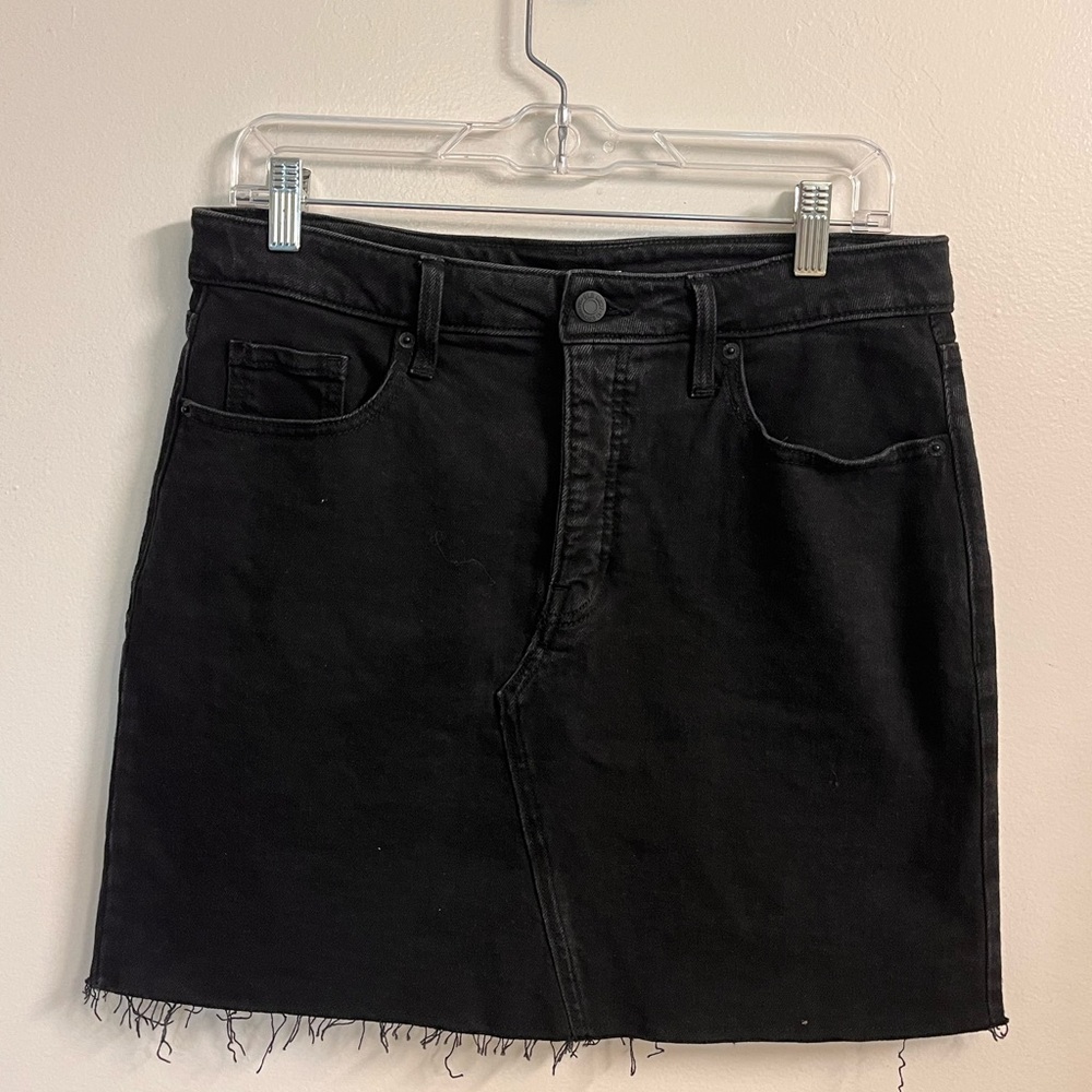 Old Navy Black High-Rise Denim Skirt